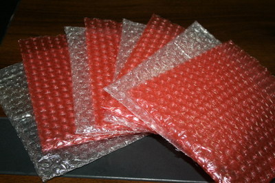 【供應(yīng)氣泡袋、紅色汽泡袋、氣泡膜復(fù)合珍珠棉制袋】?jī)r(jià)格,廠家,圖片,其他塑料包裝材料,廣州佳力包裝材料制品廠-